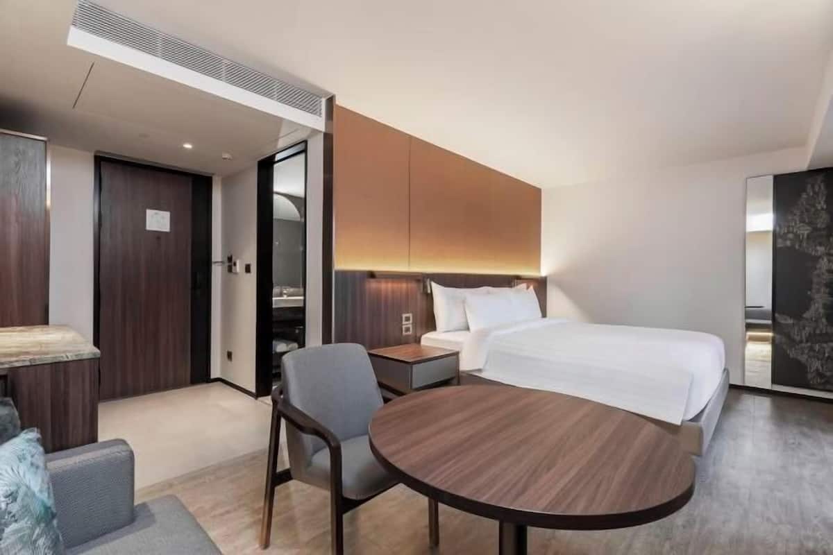 In-room safe, desk, laptop workspace, blackout curtains