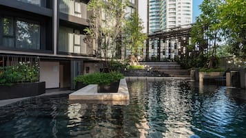 Outdoor pool, pool loungers