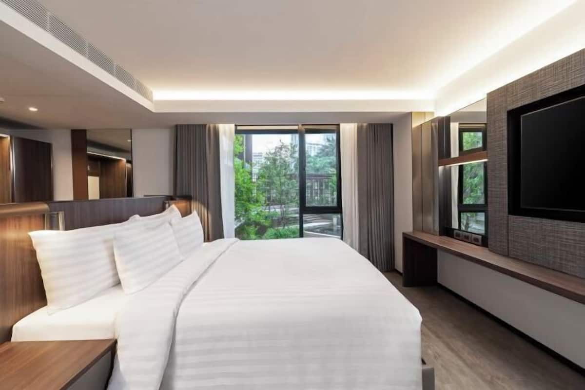In-room safe, desk, laptop workspace, blackout curtains