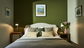 2 bedrooms, iron/ironing board