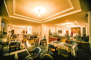 In-room dining - THE WARWICK HOTEL (Nanyuki)