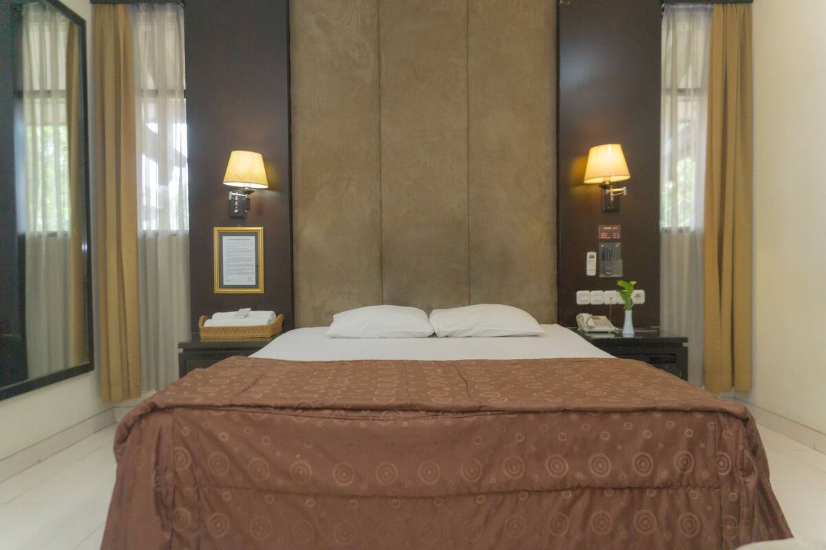 Quarto superior | Wi-Fi de cortesia, roupa de cama