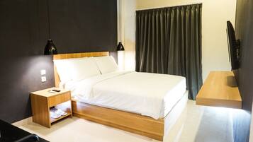 Deluxe Double Room | Desk, free WiFi