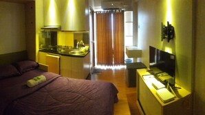 Studio - Cinere Resort Apartment By Celebrity Room (Depok)