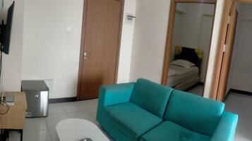 Apartment, 2 Bedrooms | Free WiFi