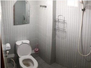 Shower, towels