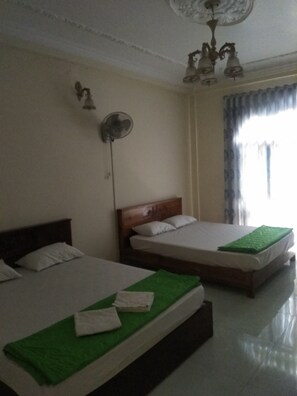 Minibar, Wi-Fi gratuit, draps fournis