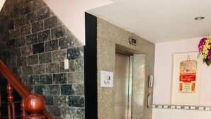 Unclassified image, 5 of 9, button - Hoang Anh Hotel Binh Tan (Ho Chi Minh City)