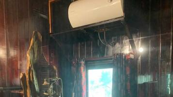 Classic Double Room Single Use, Non Smoking, Mountain View | Individually decorated, individually furnished, desk, free WiFi