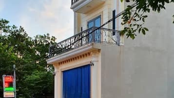 Ngoại thất