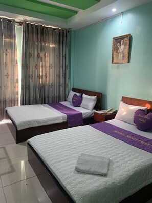 Family Double Room | Minibar, desk, free WiFi, bed sheets - Minh Phuc Hotel (Ho Chi Minh City)