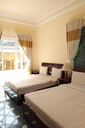 Phòng dành cho gia đình | Bàn, truy cập Internet không dây miễn phí, bộ trải giường