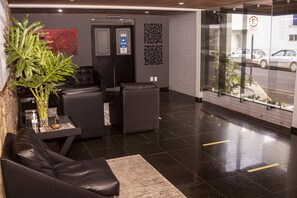 Reception - Premier Hotel (Votuporanga)