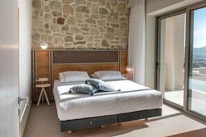 3 bedrooms, iron/ironing board, free WiFi, bed sheets - Villa Cielo Free* Heated pool & Stunning Seaview! (Kissamos)