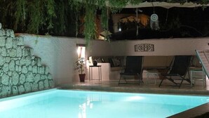 Unclassified image, 2 of 36, button - Hotel B House (Cesme)