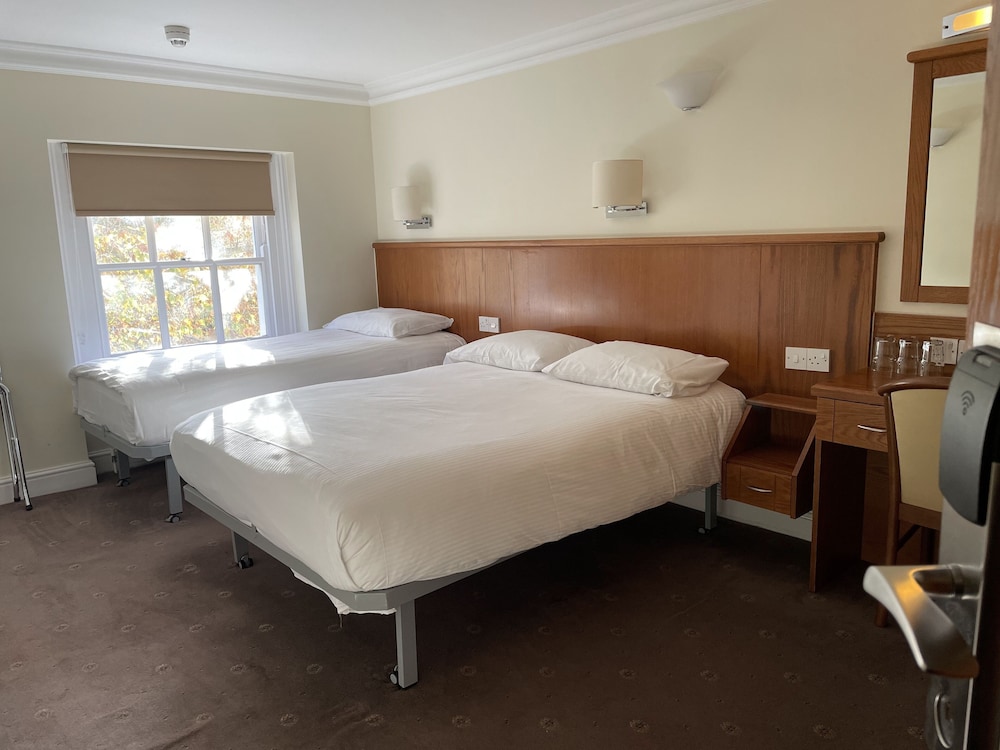 Orchard Hotel