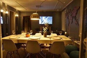 Exclusive Double Room | Dining room - Luxury Apartment Eqanimity (Split)