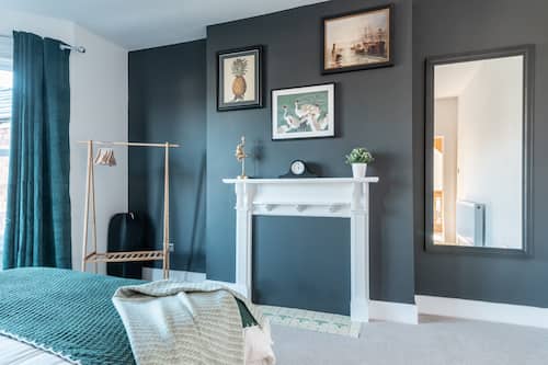 House | 4 bedrooms, Egyptian cotton sheets, premium bedding