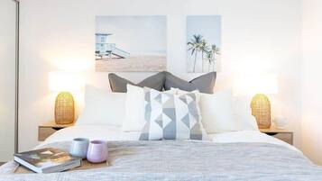 Bügeleisen/Bügelbrett, WLAN, Bettwäsche