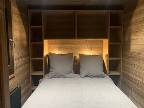 2 bedrooms, free WiFi - Val Thorens, south-facing apartment, hyper center, ski-in ski-out (Val Thorens)