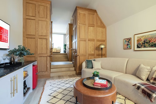 Virgin Hotels Edinburgh