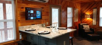 Remote & Private Cabin with Spa, Mountain Views and Hiking to Appalachian Trail.