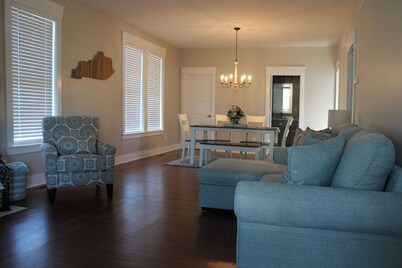 Old Glory - NEWER LISTING / FULLY RENOVATED