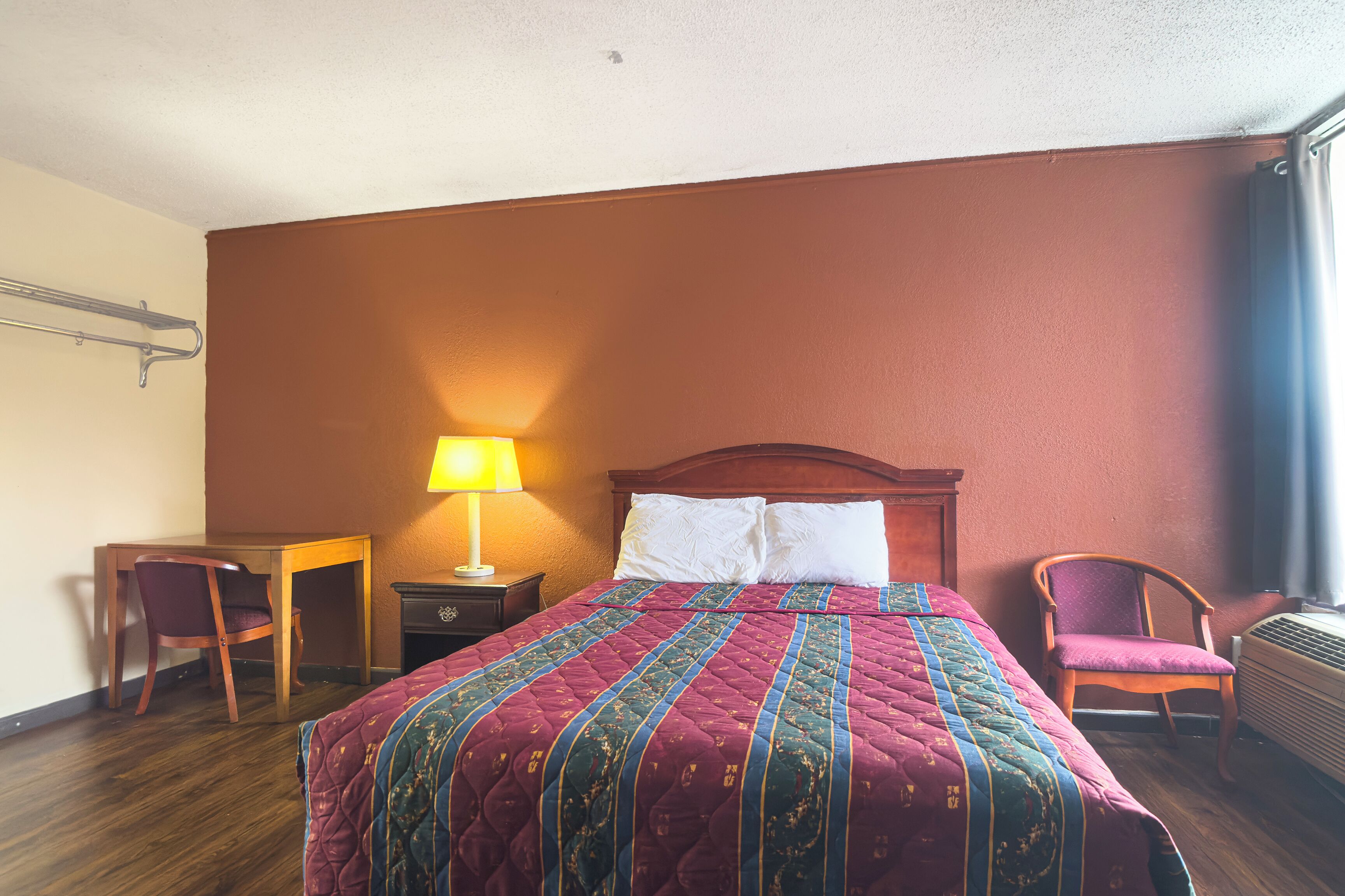 Wifi gratis y ropa de cama 