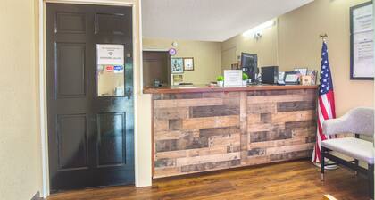 OYO Hotel Vienna I-75