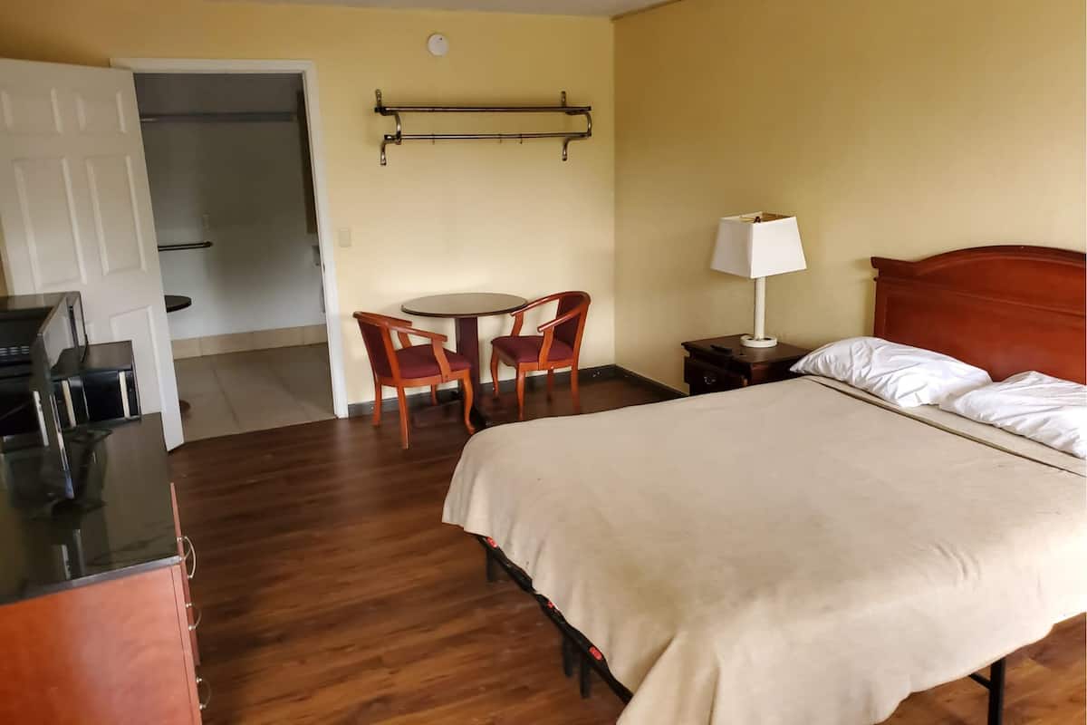 Chambre, 1 grand lit, non-fumeur