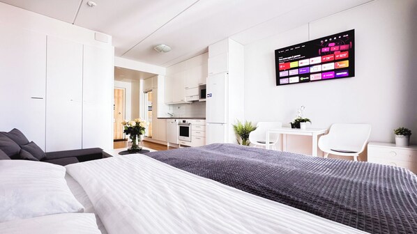 1 camera, una scrivania, culla da viaggio, Wi-Fi gratuito