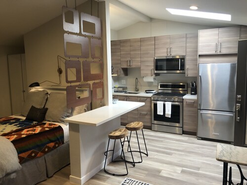 Artfully Curated Loft-Like Studio