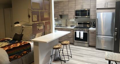 Artfully Curated Loft-Like Studio