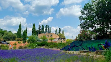 Enceinte de lâhĂ©bergement