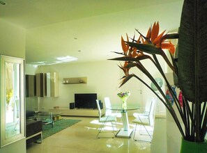 Dining - Palmes d'Or Properties - Ref PRINCE (Cannes)