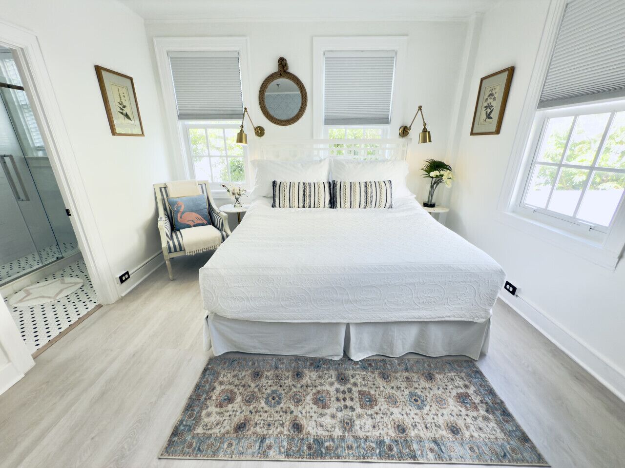 1 habitación, tabla de planchar con plancha, wifi gratis y ropa de cama 