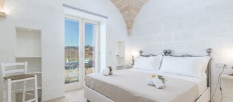 Villa Gialonia 8+2, Emma Villas