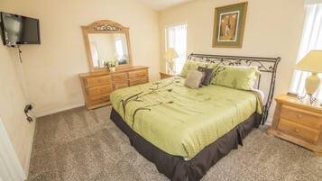 House, Multiple Beds (Yvonne's Indian Point Vacation Home) | 4 bedrooms