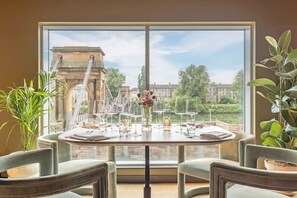 Restaurant - Virgin Hotels Glasgow (Glasgow)