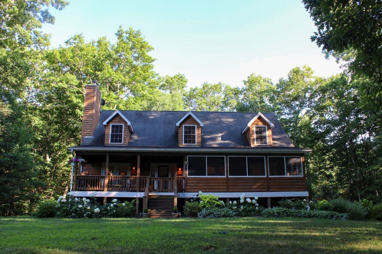 Discover Secluded Haven in a Cozy Cabin Catskills!