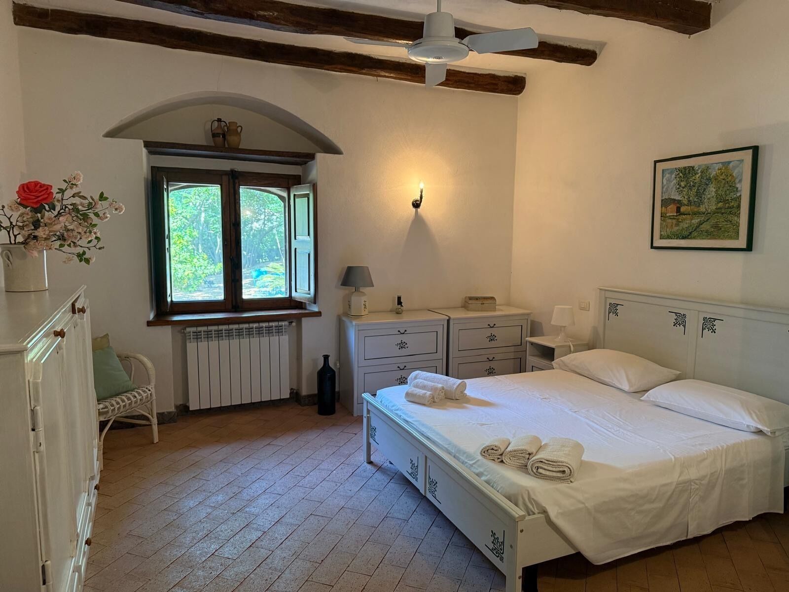 5 Schlafzimmer, Bügeleisen/Bügelbrett, Reisekinderbett, kostenloses WLAN