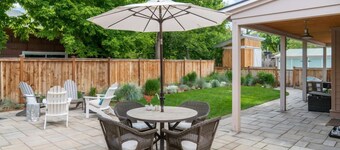 Hip Strip Haven Unit A