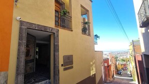 Front of property - Hotel Boutique Casa Laja (San Miguel de Allende)