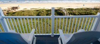 Modern Beachfront condo w Sunrise and Sunset Views