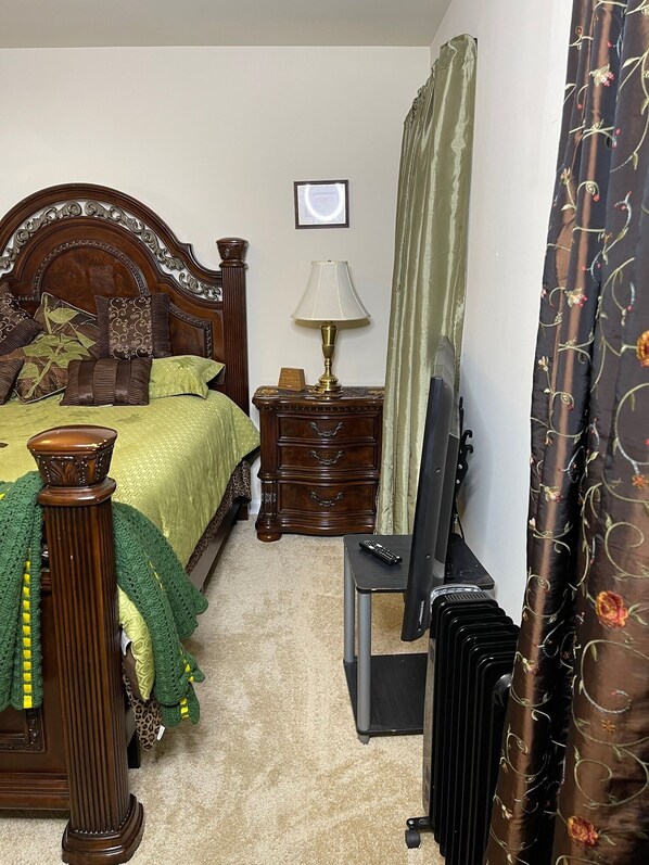 1 Schlafzimmer, Schreibtisch, Bügeleisen/Bügelbrett, kostenloses WLAN