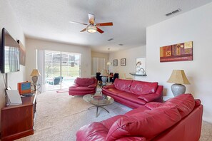 House, 2 Queen Beds (Rachel and Dale's Highlands Reserve V) | Living room