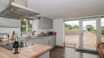 Fridge, dishwasher, electric kettle, toaster