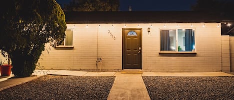 المنشأة من الخارج