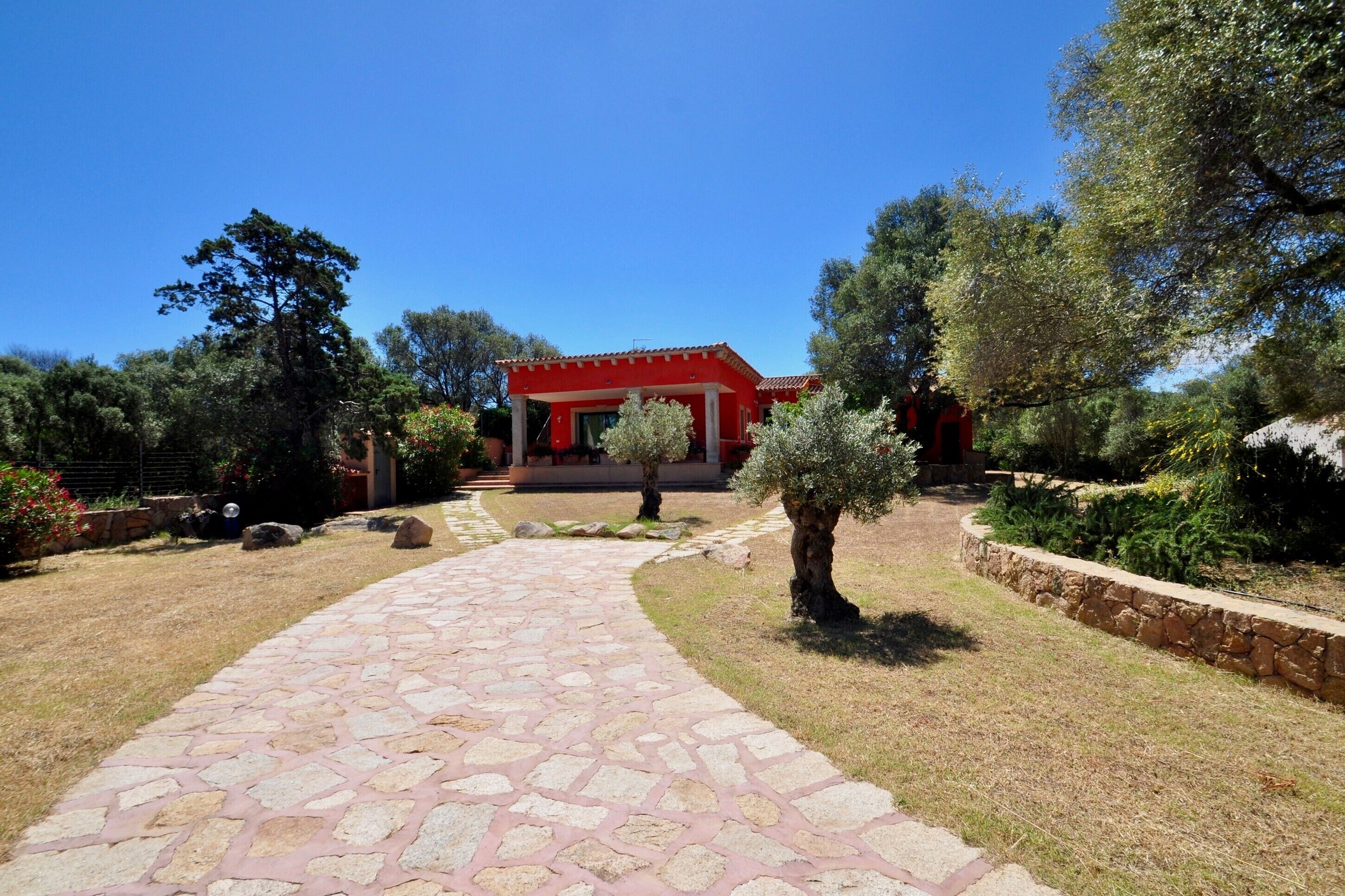 Fachada da propriedade