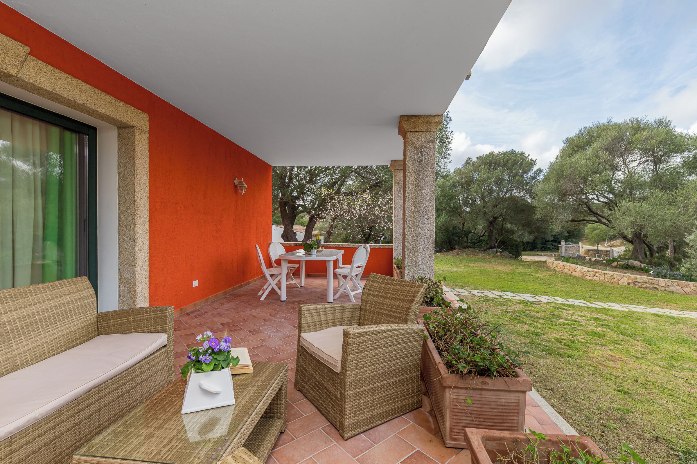 Familienapartment, 1 Schlafzimmer, Terrasse (Domos Pintadas Apt. 4 Porto Rotondo) | Speisen im Freien